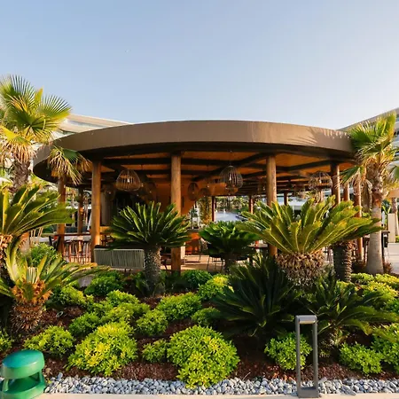 Szálloda Reges, A Luxury Collection & Spa, Çeşme
