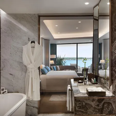 Reges, A Luxury Collection & Spa, Szálloda 5*