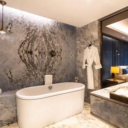 Szálloda Reges, A Luxury Collection & Spa,