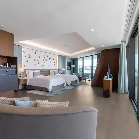 Szálloda Reges, A Luxury Collection & Spa, Çeşme