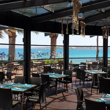 فندق Reges, A Luxury Collection & Spa,