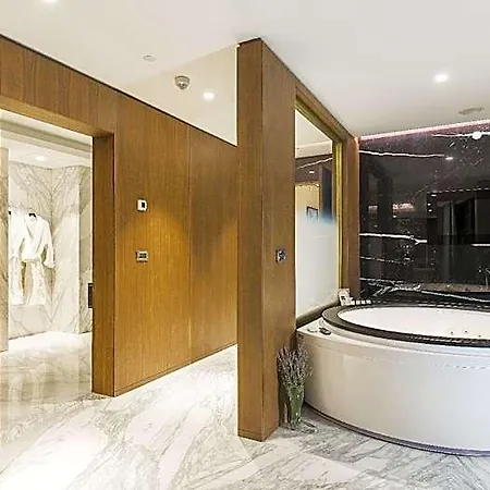 Reges, A Luxury Collection & Spa, فندق 5*